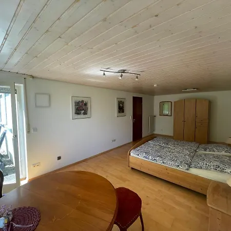 2-zimmer-nichtraucher-ferienwohnung Strobel Apartment